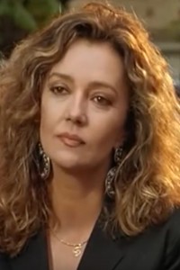 Caroline Cellier : l'adresse d'une étoile du cinéma français entre élégance et intensité