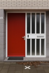 C'est ici qu'une maison a changé de pays en déplaçant sa porte d’entrée !