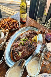 Pedzouille La Grange : le resto terroir au rooftop d'exception