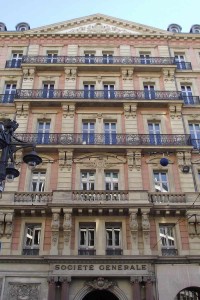 Le Grand Hôtel Noailles-Métropole, le palace des célébrités : Johnny, Belmondo, Colette, Maupassant...