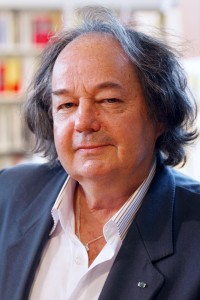 Gonzague Saint Bris, la tombe de l'écrivain et défenseur du patrimoine littéraire