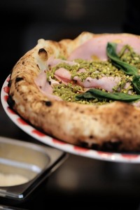 Mangez chez le champion du monde de pizza !