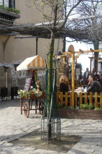 La place du Calvaire : c’est ici qu'est nichée la plus petite place de Paris